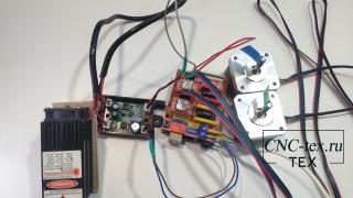Arduino UNO + CNC shield v3 + A4988 + ttl laser driver